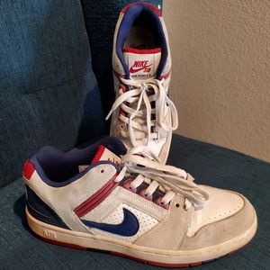 Nike SB Air Force 2 low Sz 9
